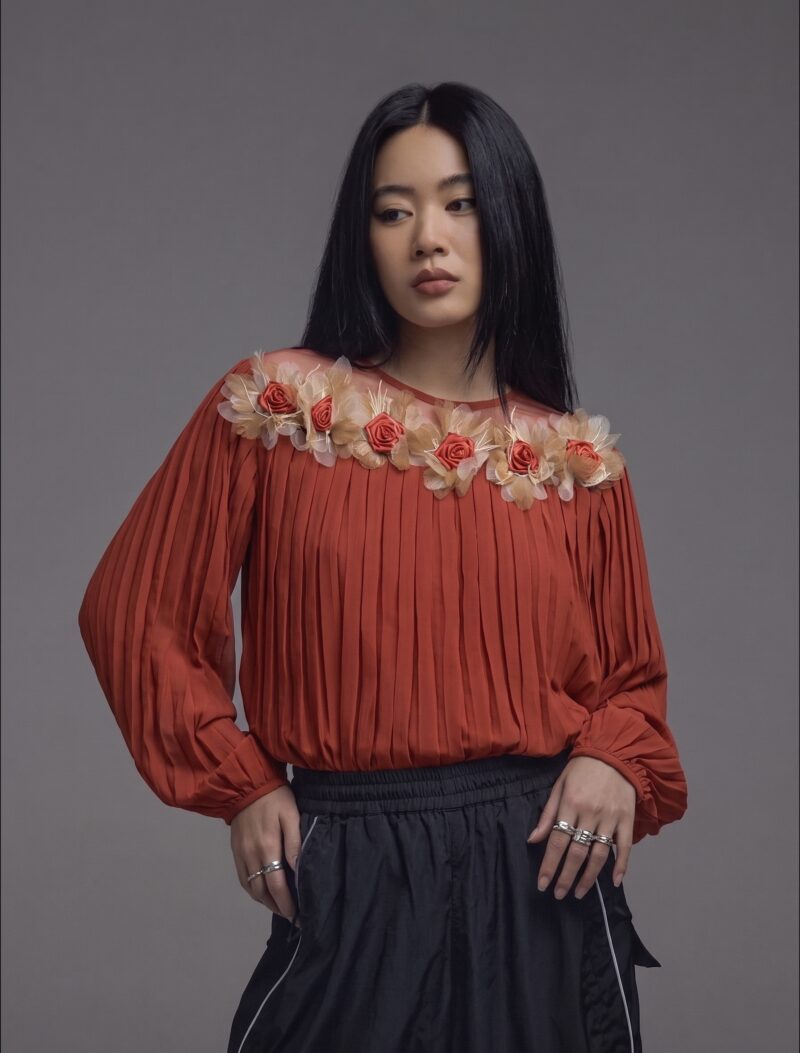 The Bouquet Top